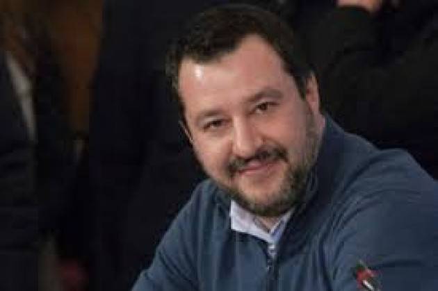Salvini al premier: ''Fermati, c’è il diritto alla famiglia''