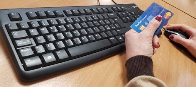 Shopping online: i consigli della Polizia postale