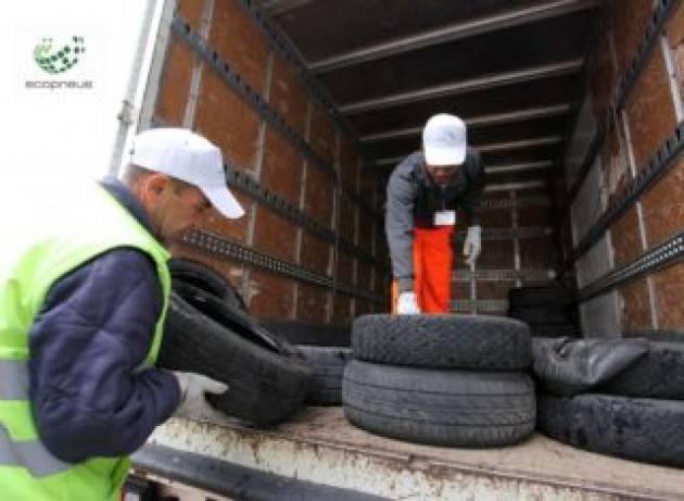 Emergenza raccolta pneumatici fuori uso (Pfu) presso i gommisti