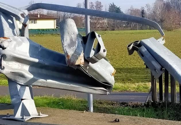 M5S CREMASCO: SEGNALAZIONE GUARD-RAIL GRONDA NORD