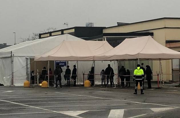 ASST CREMA GRANDE SUCCESSO DELL’OPEN DAY  SPRAY  CON 1120 VACCINAZIONI