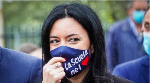 ITALIA - SCUOLA : SI RITORNA IL 7 GENNAIO