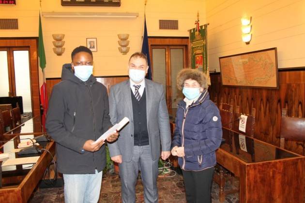 Provincia Cremona Borse di Studio Argine Maestro e Vailati Checchi. Premiati studio e altrusimo