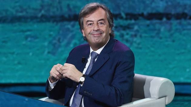 Burioni: ''Via subito il governo se non garantisce vaccinazione tempestiva''