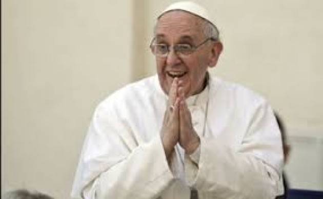 Papa Francesco: ''Speriamo in un 2021 di rinascita e nuove cure''