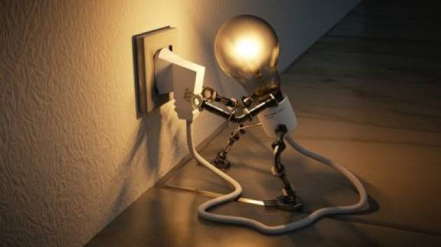 In Italia il costo dell'energia elettrica continua ad aumentare