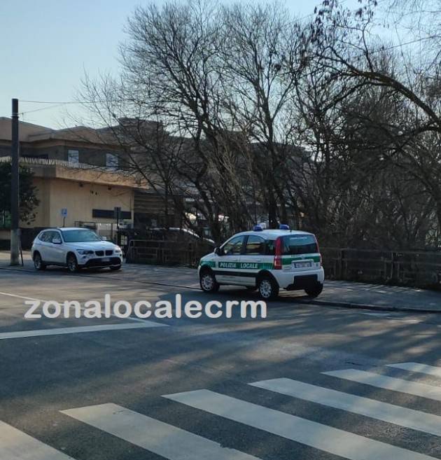 INVESTITA 41ENNE IN VIA GIUSEPPINA: GRAVISSIMA