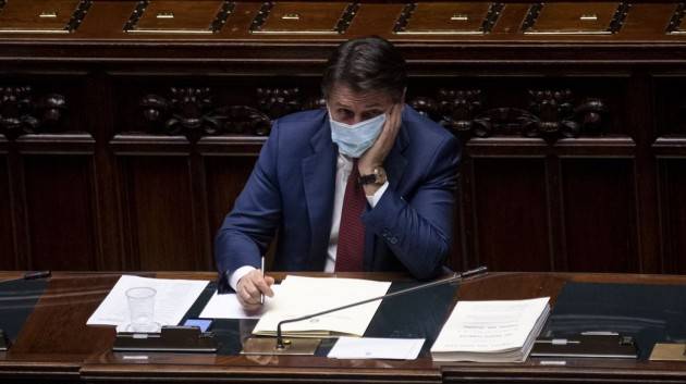 Crisi di governo. Conte in Parlamento lunedì e martedì: trovati i numeri in Senato?