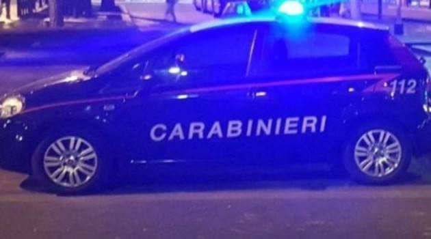 Strangola moglie novantenne nel Milanese