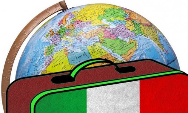 ISTAT: +14,4% gli italiani che si sono trasferiti all’estero