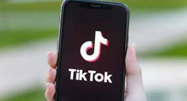 Il garante della privacy blocca TikTok