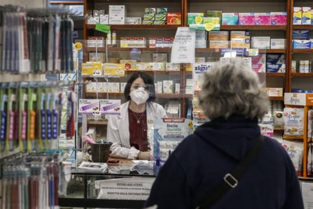 Sequestrate mascherine U-Mask, inchiesta a Milano