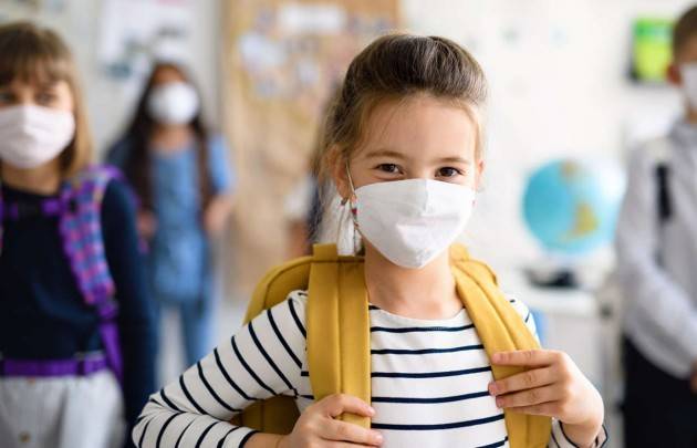 Contatto umano essenziale, con la pandemia siamo più soli