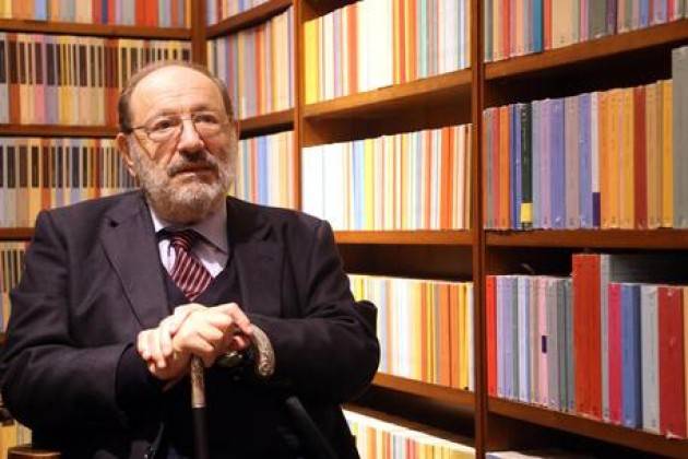 La collezione di libri antichi di Umberto Eco va alla Braidense