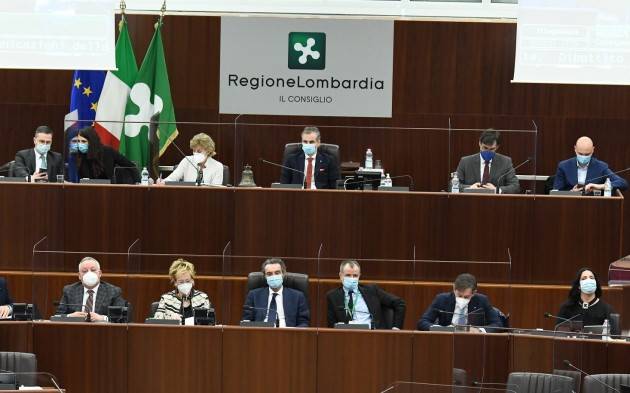 Consiglio Regionale Lombardo  respinge mozione di sfiducia a Presidente Fontana