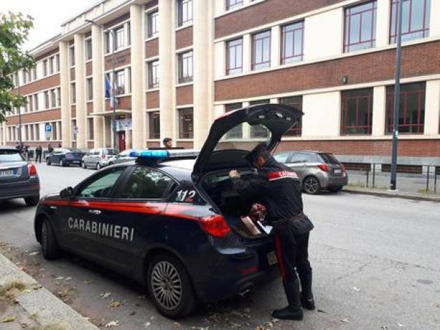 Bimbo precipitato: pm chiede rinvio a giudizio per bidella