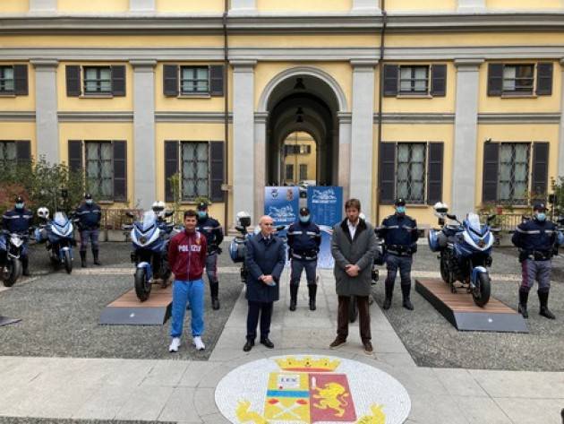 Consegnate 4 moto MV Agusta alla polizia di Milano