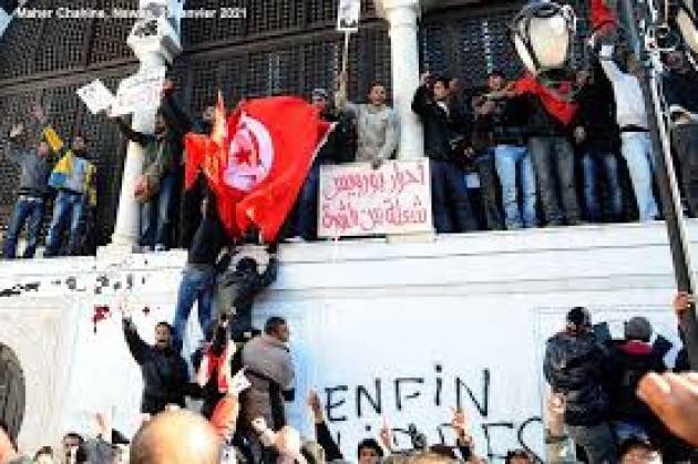 Solidarietà col movimento sociale dei giovani in Tunisia