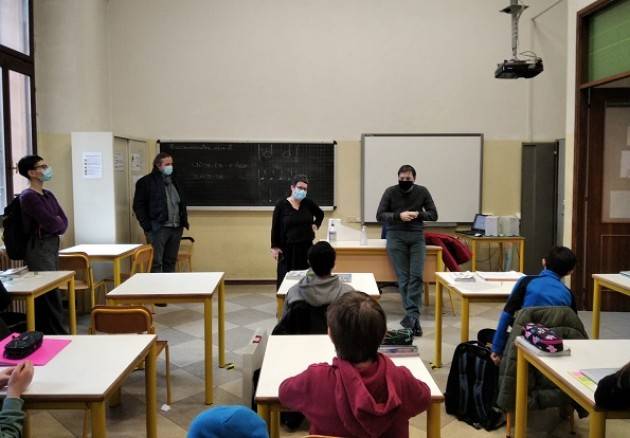 UST Cremona Il provveditore Fabio Molinari in visita alle scuole della città