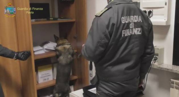 Soldi sottratti ad anziani e disabili, arrestato ex assessore a Pavia