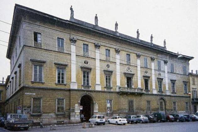 CREMONA LAVORI A PALAZZO ALA PONZONE, INTERESSATI UFFICI SETTORE SOCIALE
