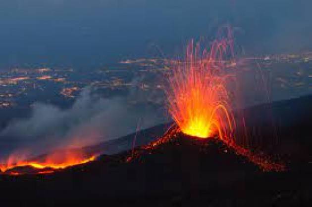 ERUZIONI ESPLOSIVE: ECCO COME SI ROMPE IL MAGMA