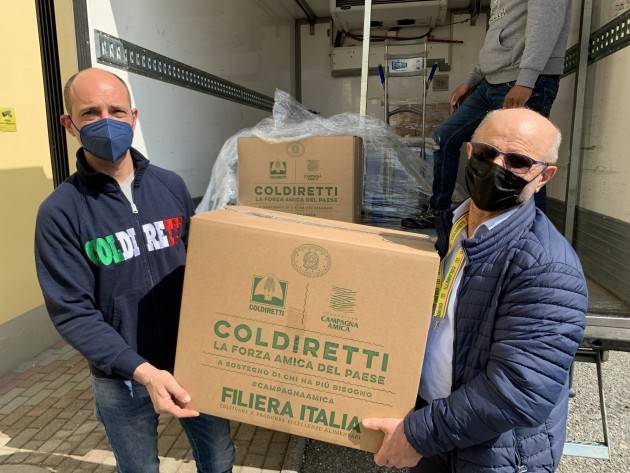 Gombito Coldiretti Pasqua, 500 quintali cibo Made Italy per famiglie bisognose 