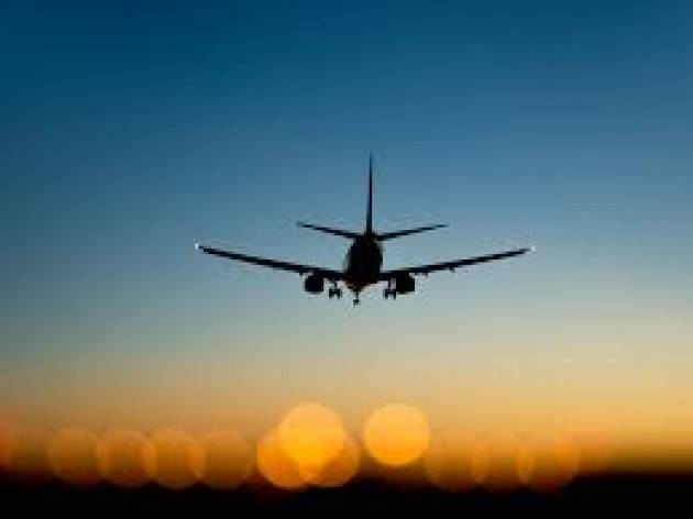 Boom di viaggiatori a Malpensa e Linate, 20mila in tutto