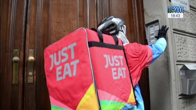 Storico contratto rider tra Cgil-Cisl-Uil  e Just Eat con 4 mila nuovi assunti