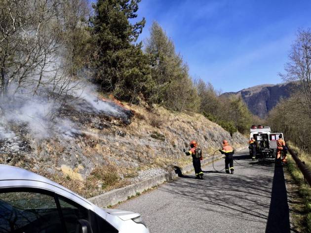 VAL GANDINO IN FIAMME: INCENDI SONO DOLOSI  - FOTO E VIDEO 