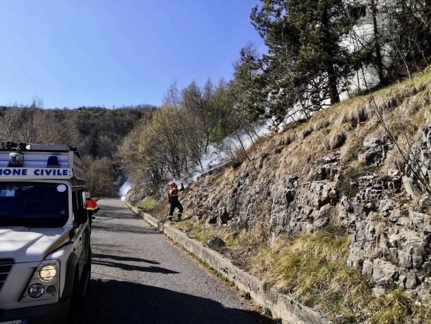 VAL GANDINO IN FIAMME: INCENDI SONO DOLOSI  - FOTO E VIDEO 