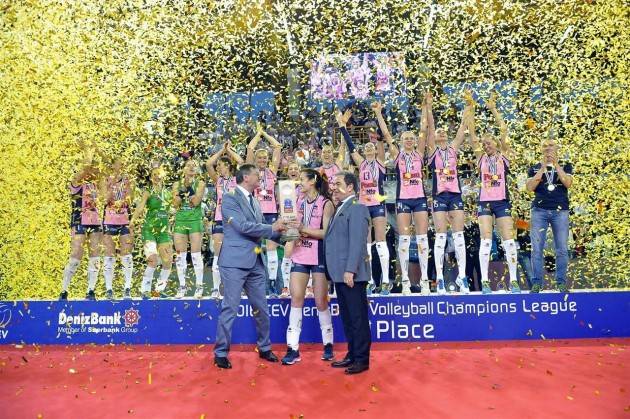  VBC èpiù – Casalmaggiore 10 Aprile 2016 - CINQUE ANNI FA LA CHAMPIONS