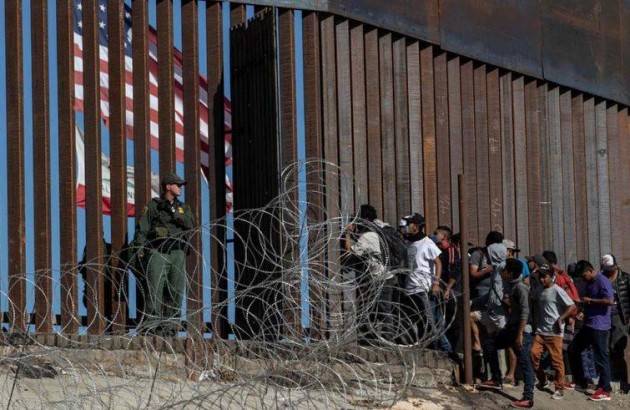 Cremona Pianeta Migranti. Reportage frontiera del Messico con gli Stati Uniti.