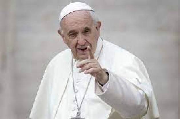 Papa all'Università Cattolica, 'prezioso servizio a giovani'