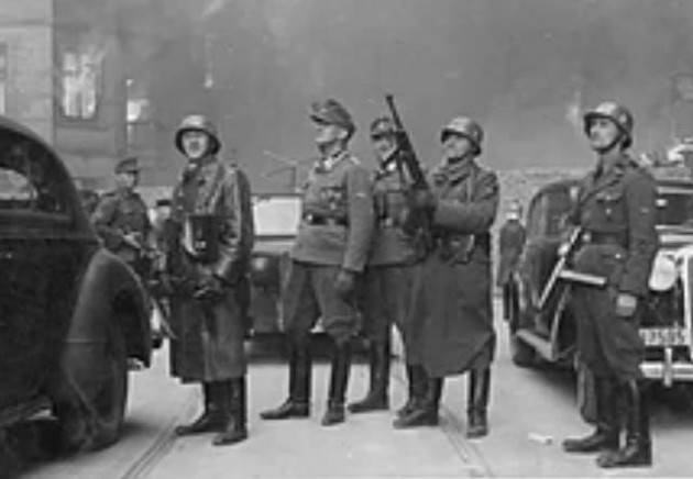 Gli insorti del ghetto Varsavia tra il 19/4 e il 16/5 del 1943 | Emanuele Fiano 