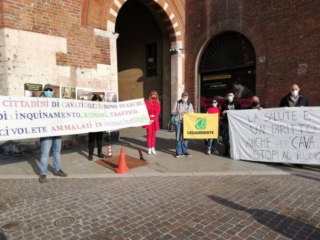 Cremona  Salta incontro Comune-Arvedi-Quartiere Presidio in p.zza Stradivari  