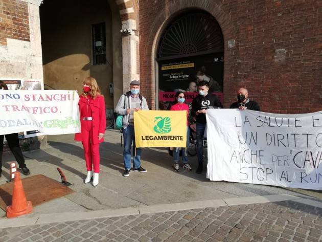 Cremona  Salta incontro Comune-Arvedi-Quartiere Presidio in p.zza Stradivari  