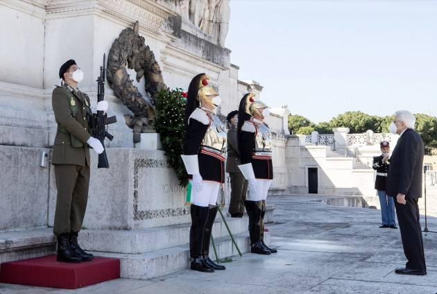 MATTARELLA ALL’ALTARE DELLA PATRIA E AL QUADRARO