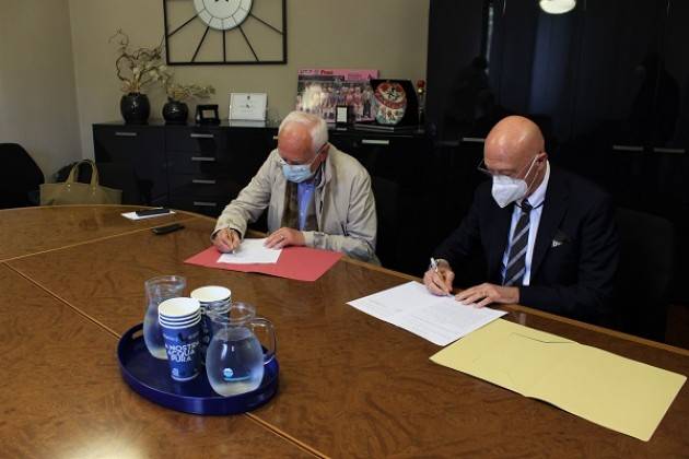 Cremona Padania Acque e A.R.Sa.C. siglato il protocollo d’intesa ‘Acqua d’Argento’