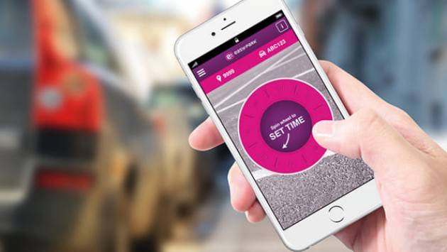 AEM CR L’abbonamento mensile sosta si acquista con l’app EasyPark