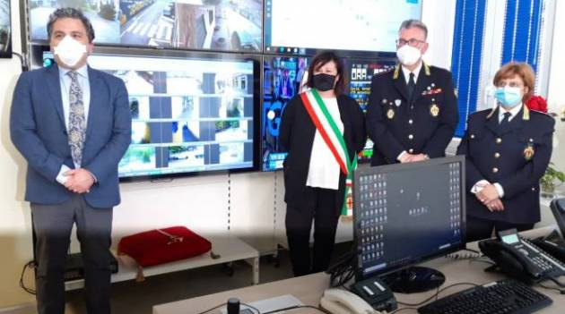 SEI NUOVE TELECAMERE SULLE SCUOLE PER ABBATTERE LO SPACCIO DI DROGHE