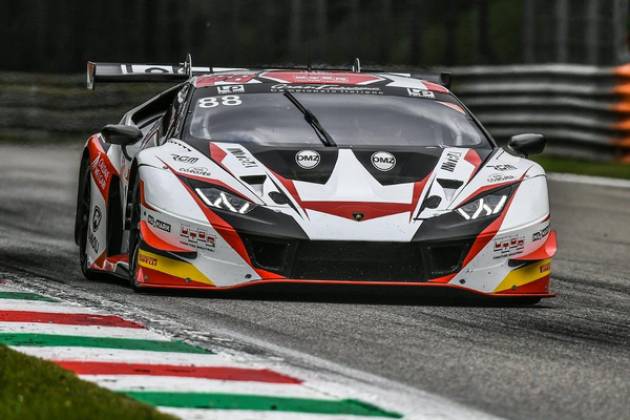 Doppio impegno per Pietro Perolini nel GT Italiano