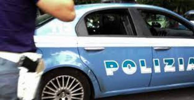 Abusi su 2 bambini, arrestato 50enne