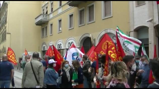 PRESIDIO FIM-FIOM-UILM Fermiamo strage luoghi lavoro 31/5 Cremona (G.C.Storti)