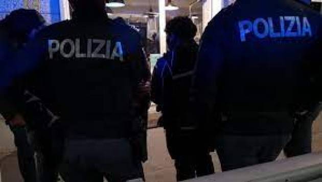 Locale con clienti alle 2 a Milano, chiuso 30 giorni