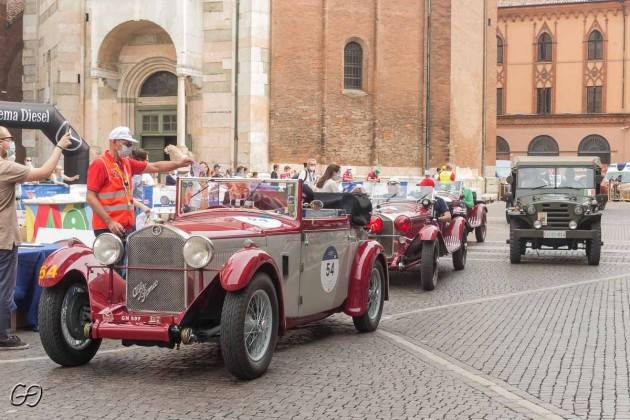 Mercoledì 16 giugno 2021 e le Mille Miglia sono passate da Cremona  (Video)