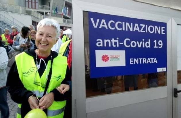 Crema Benemerenze ai volontari  del Centro vaccinale