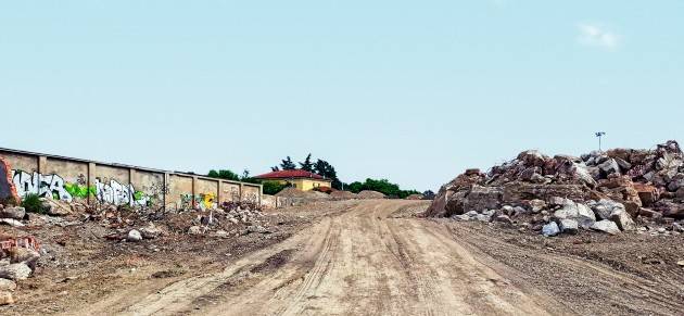 Crema Ex Ferriera: sopralluogo dove sorgerà  il sottopasso.