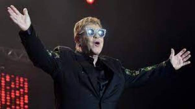 L'ultimo show italiano di Elton John in tour sara' a Milano 