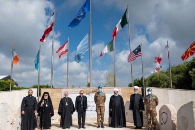 Incontro interreligioso nella base del contingente italiano in Libano